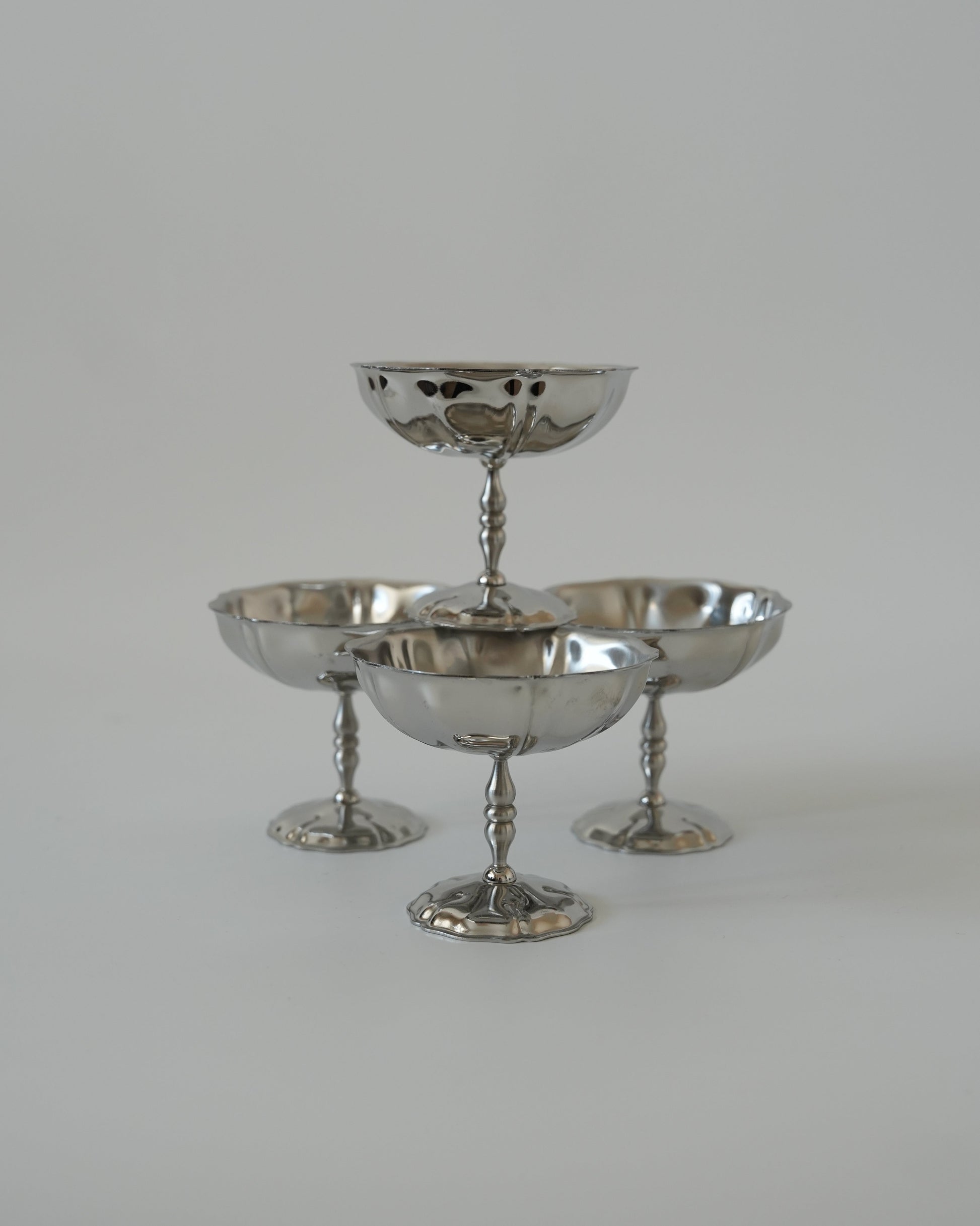 Pucharek deserowy ze stali nierdzewnej