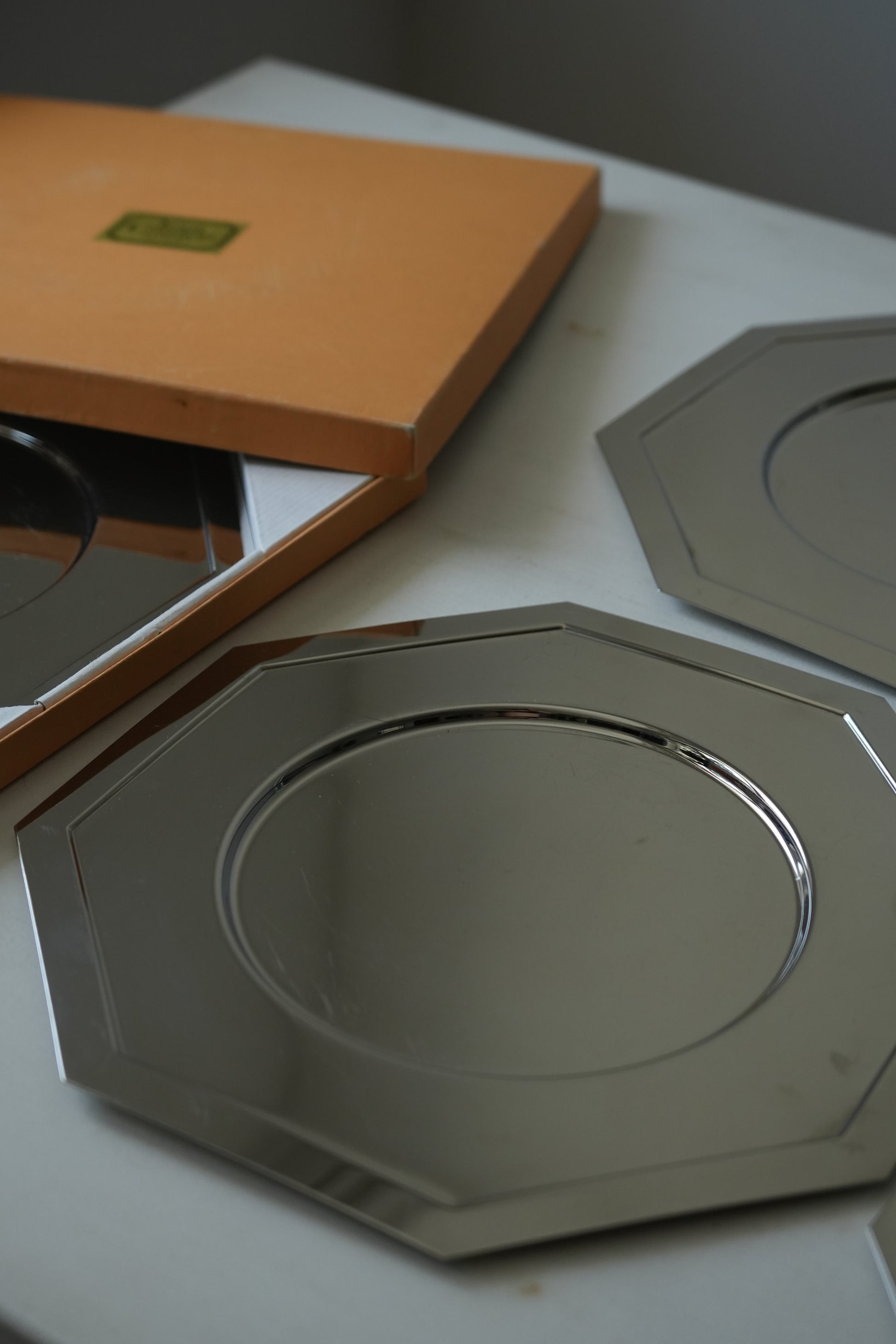 Podtalerze ze stali nierdzewnej Jean Couzon