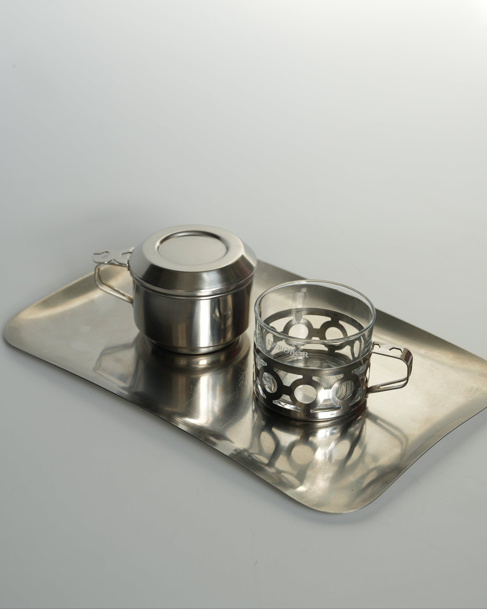 Filiżanka do kawy z wietnamskim zaparzaczem phin