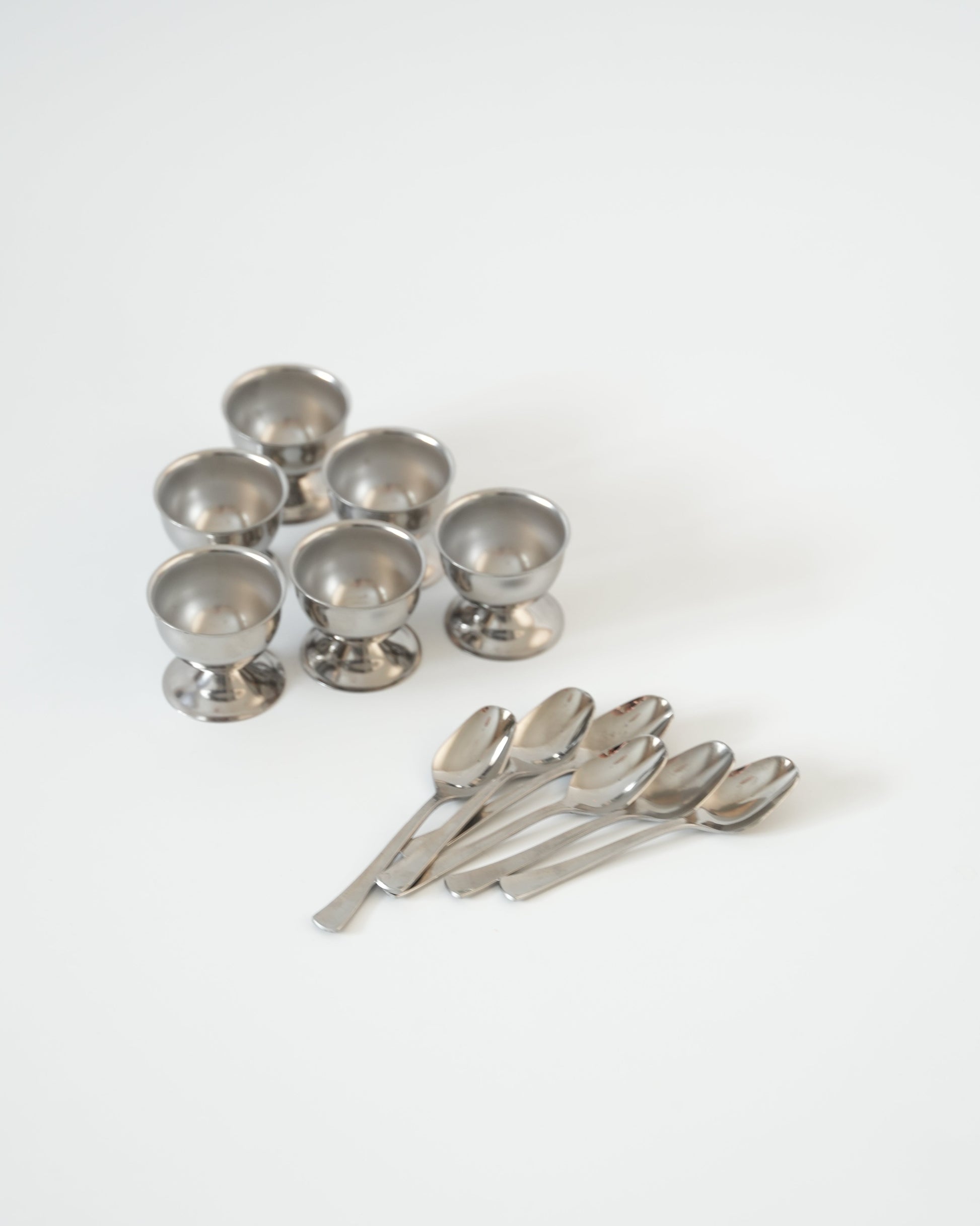 Zestaw kieliszków do jajek z łyżeczkami Guy Degrenne