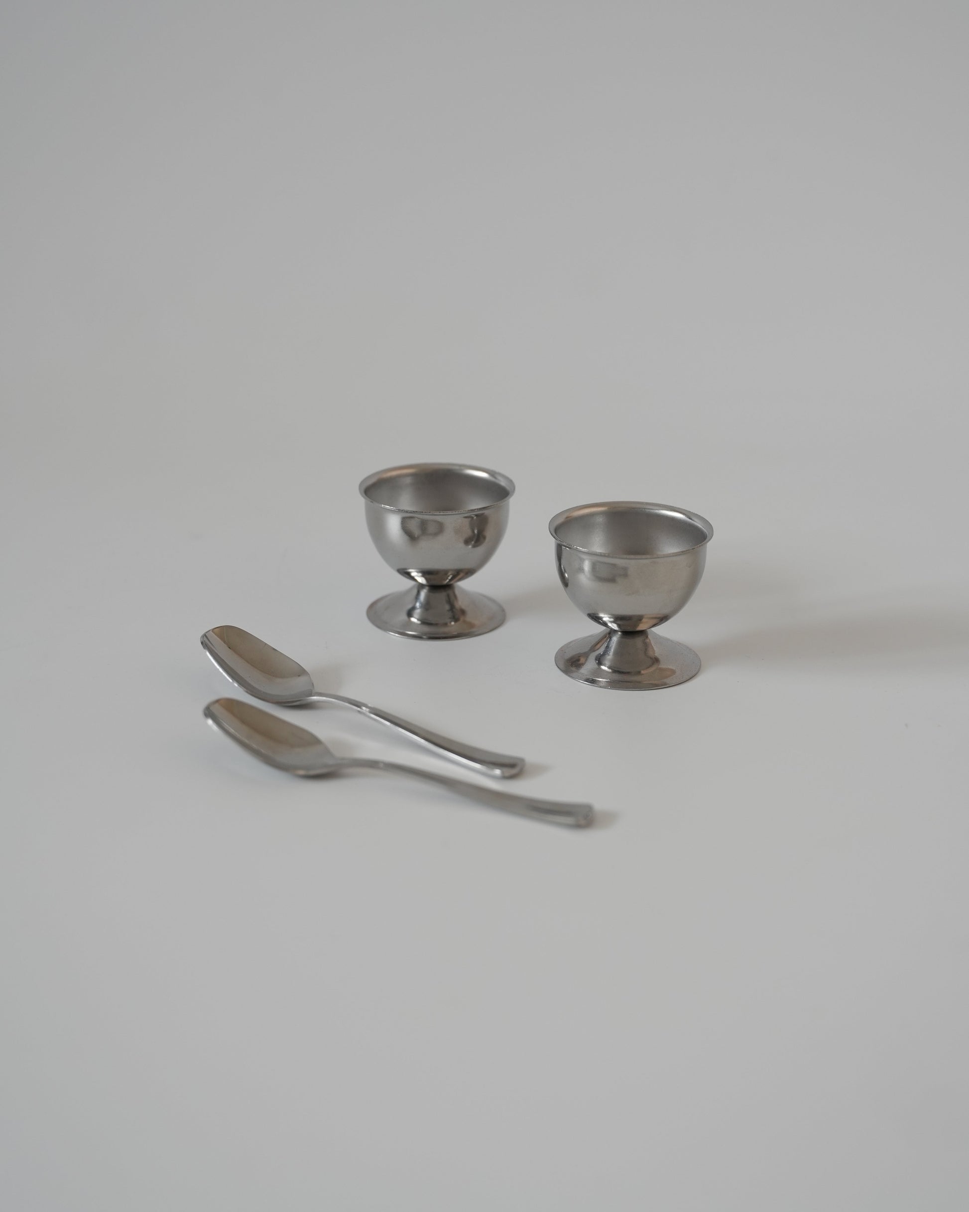 Zestaw kieliszków do jajek z łyżeczkami Guy Degrenne