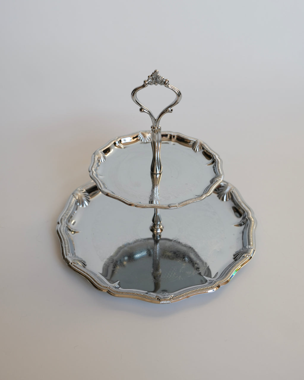 Chromowana etażerka 