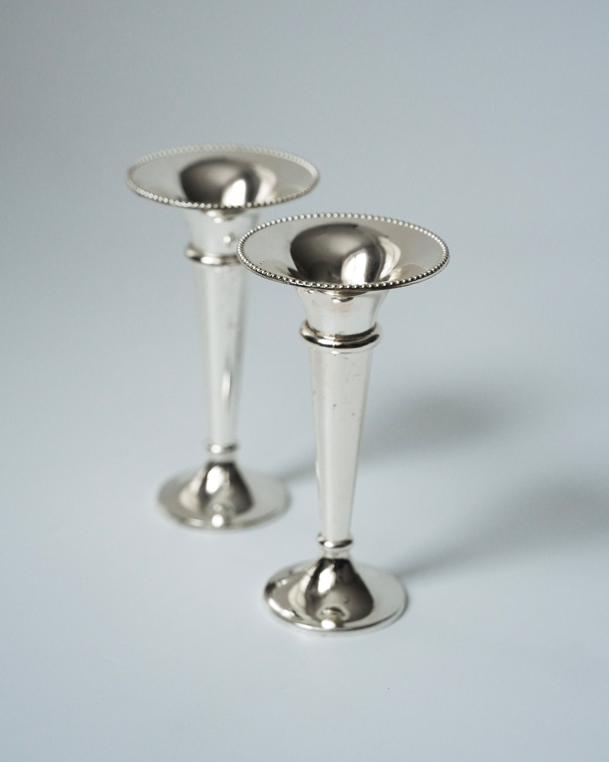 Wazoniki / świeczniki posrebrzane (para)