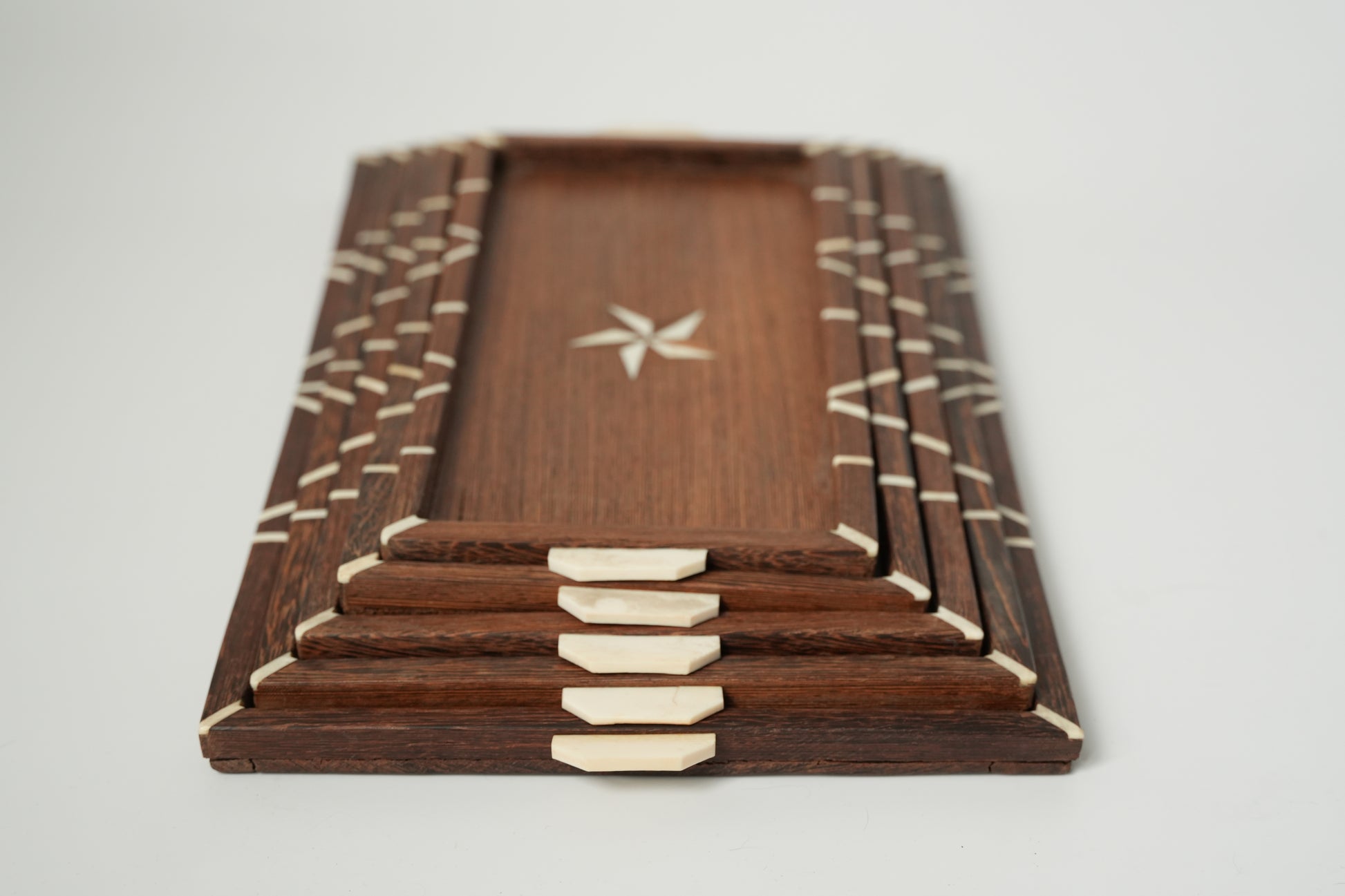 Drewniane tacki ozdobne (zestaw 5 tacek)