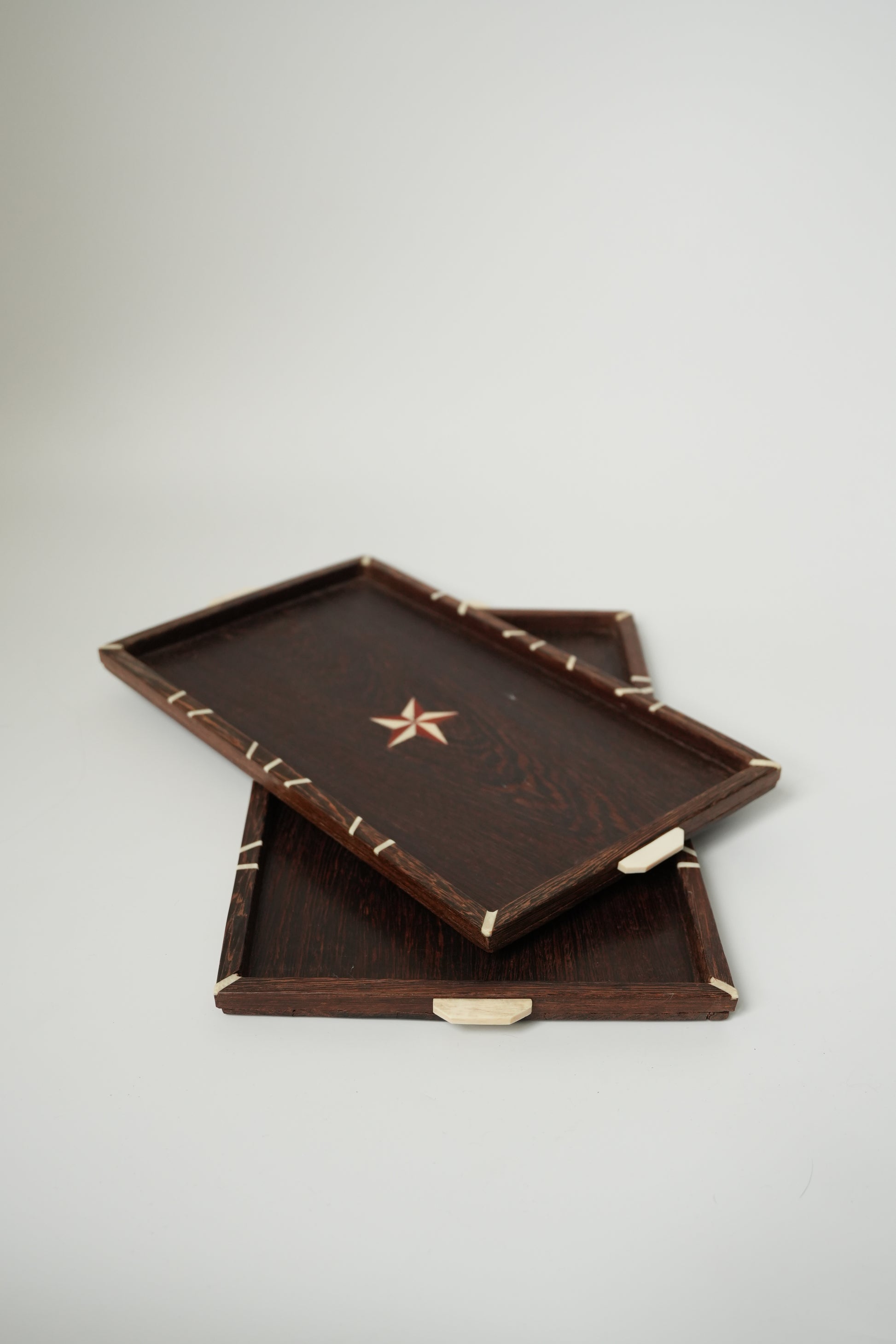 Drewniane tacki ozdobne (zestaw 5 tacek)