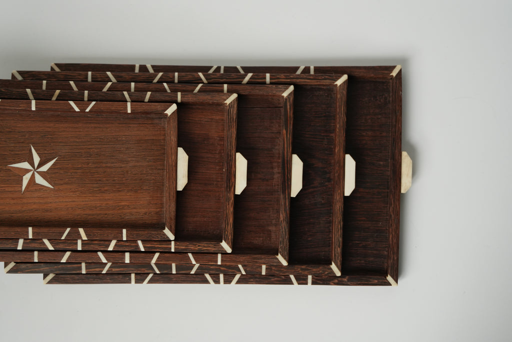 Drewniane tacki ozdobne (zestaw 5 tacek)