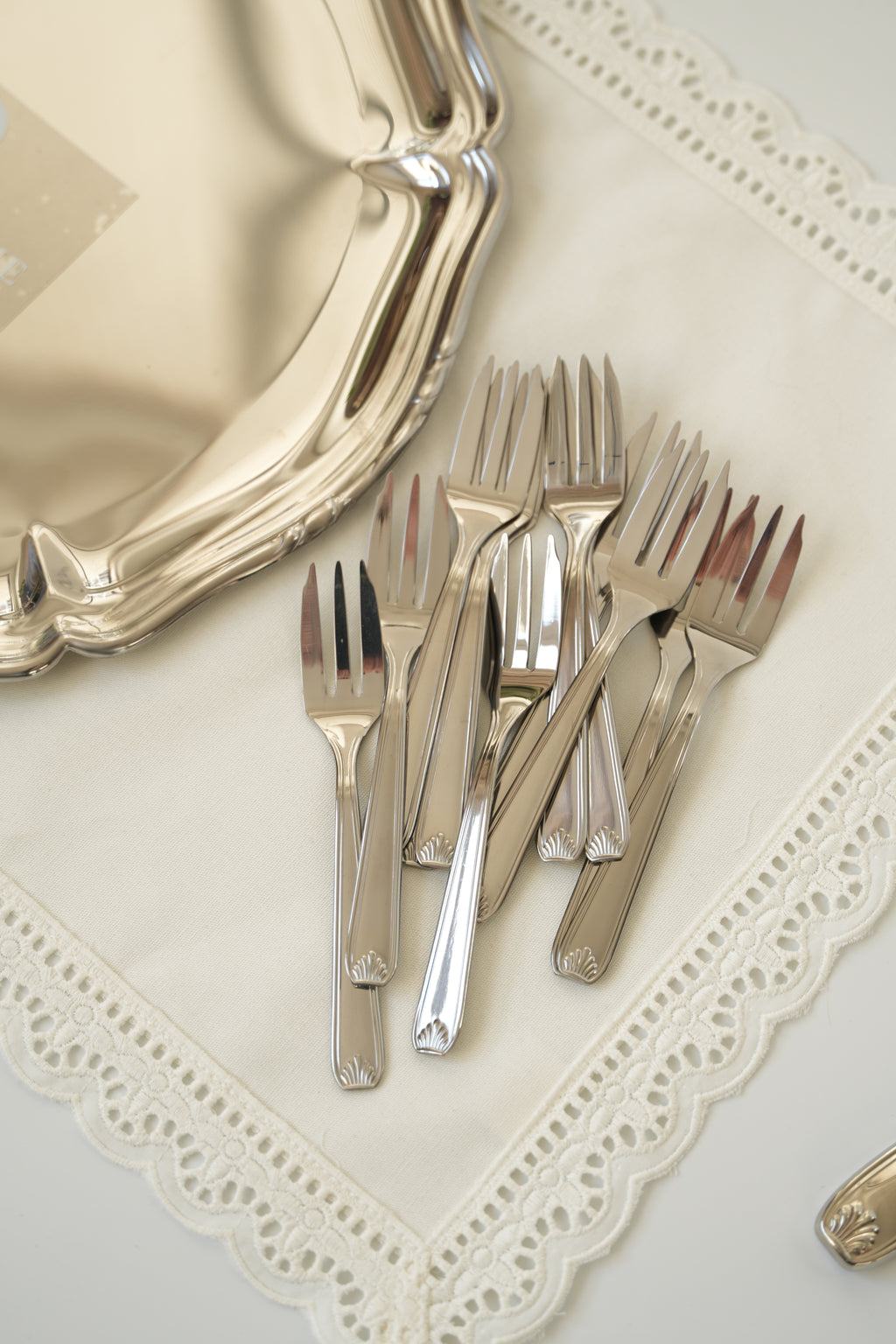 Taca i sztućce do ciasta Guy Degrenne (zestaw)