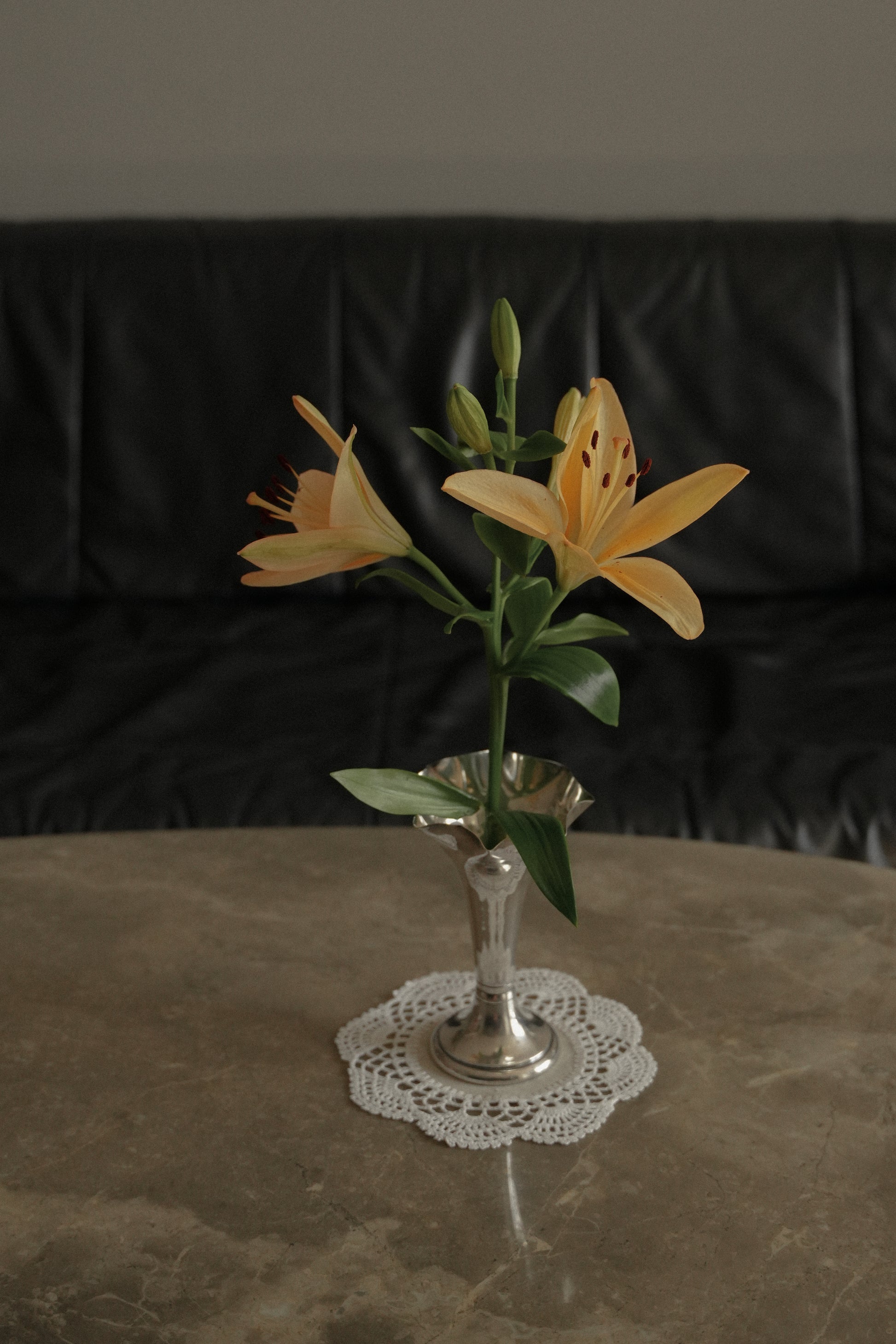 Posrebrzany wazonik typu one-flower