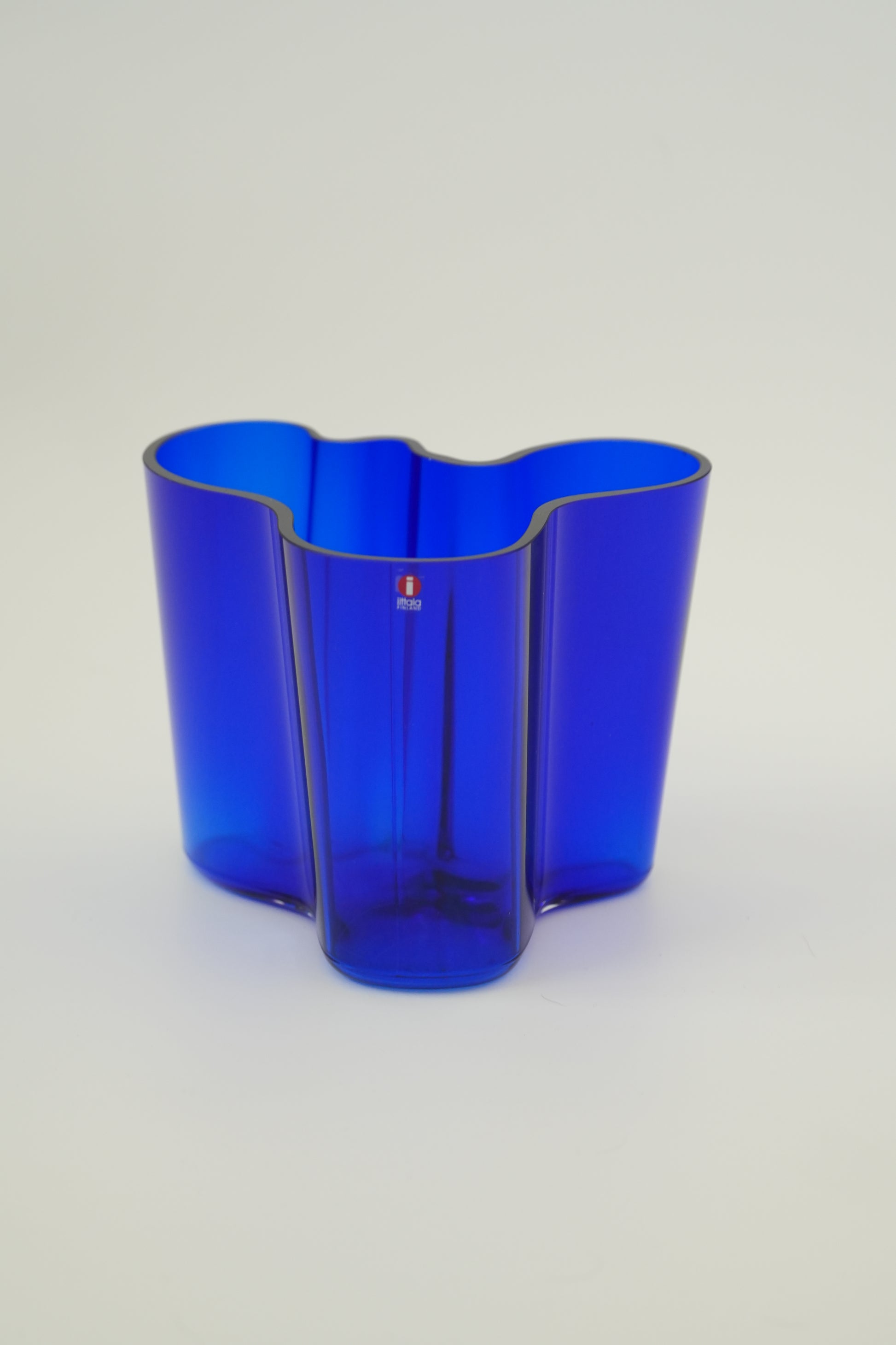 Wazon SAVOY projektu Alvara Aalto, Iittala