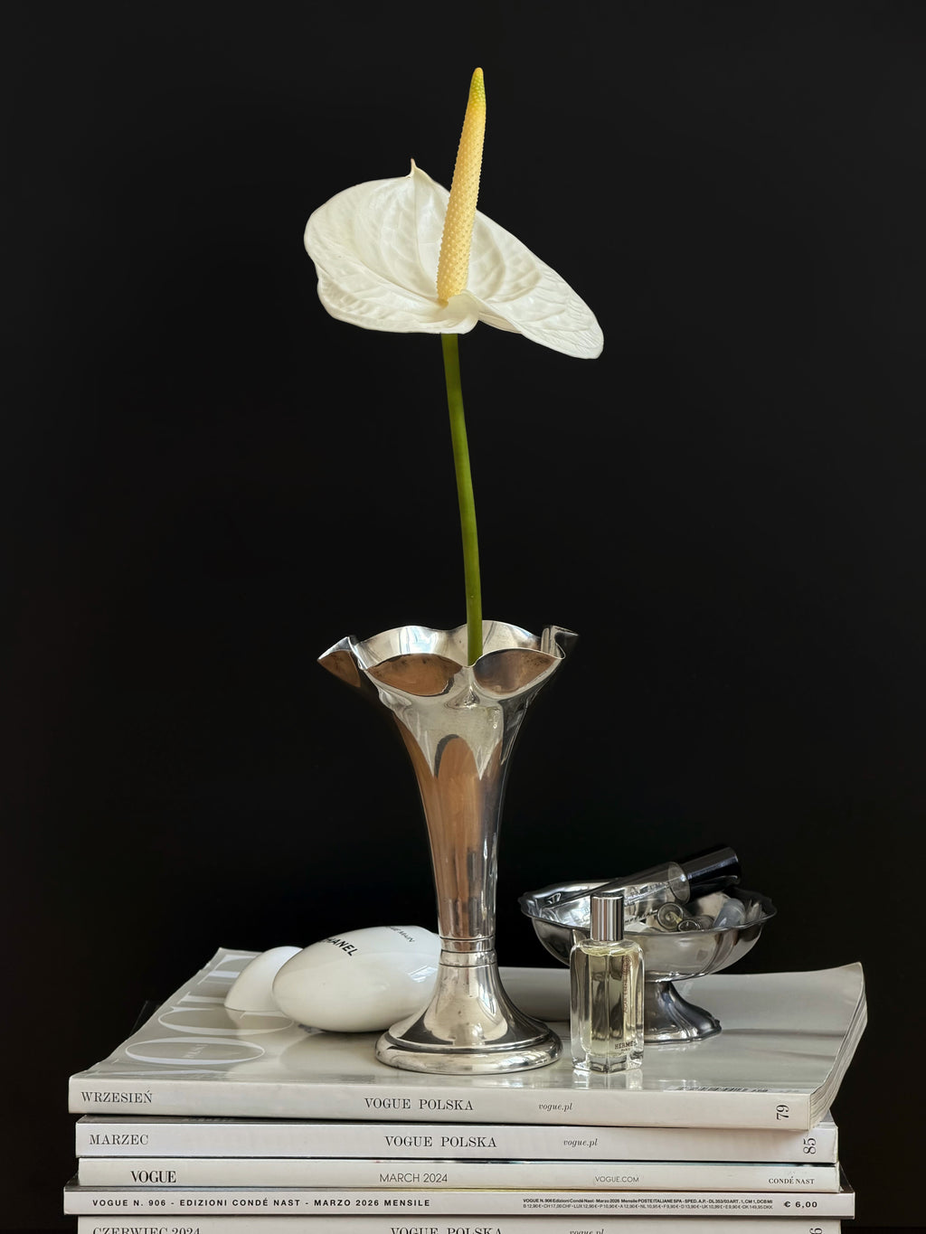 Posrebrzany wazonik typu one-flower